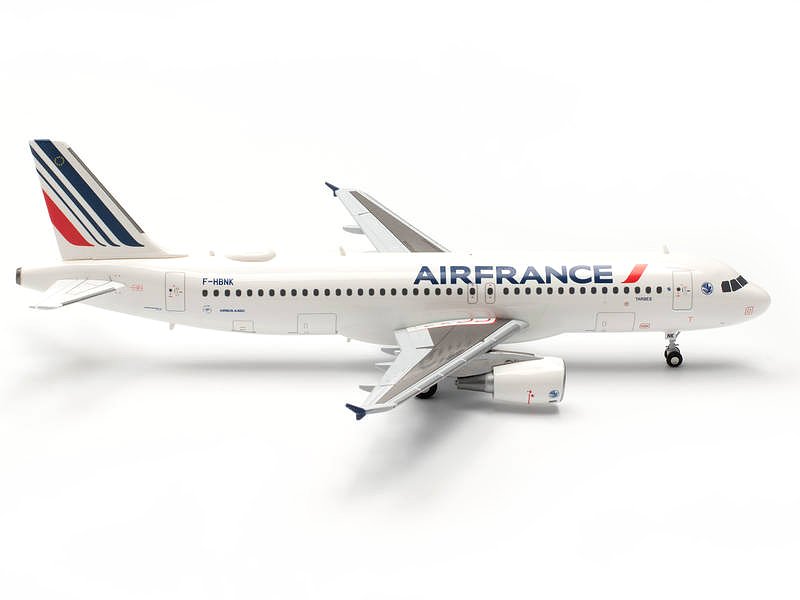 Herpa Wings 1:200 Airbus A320 Air France 572217